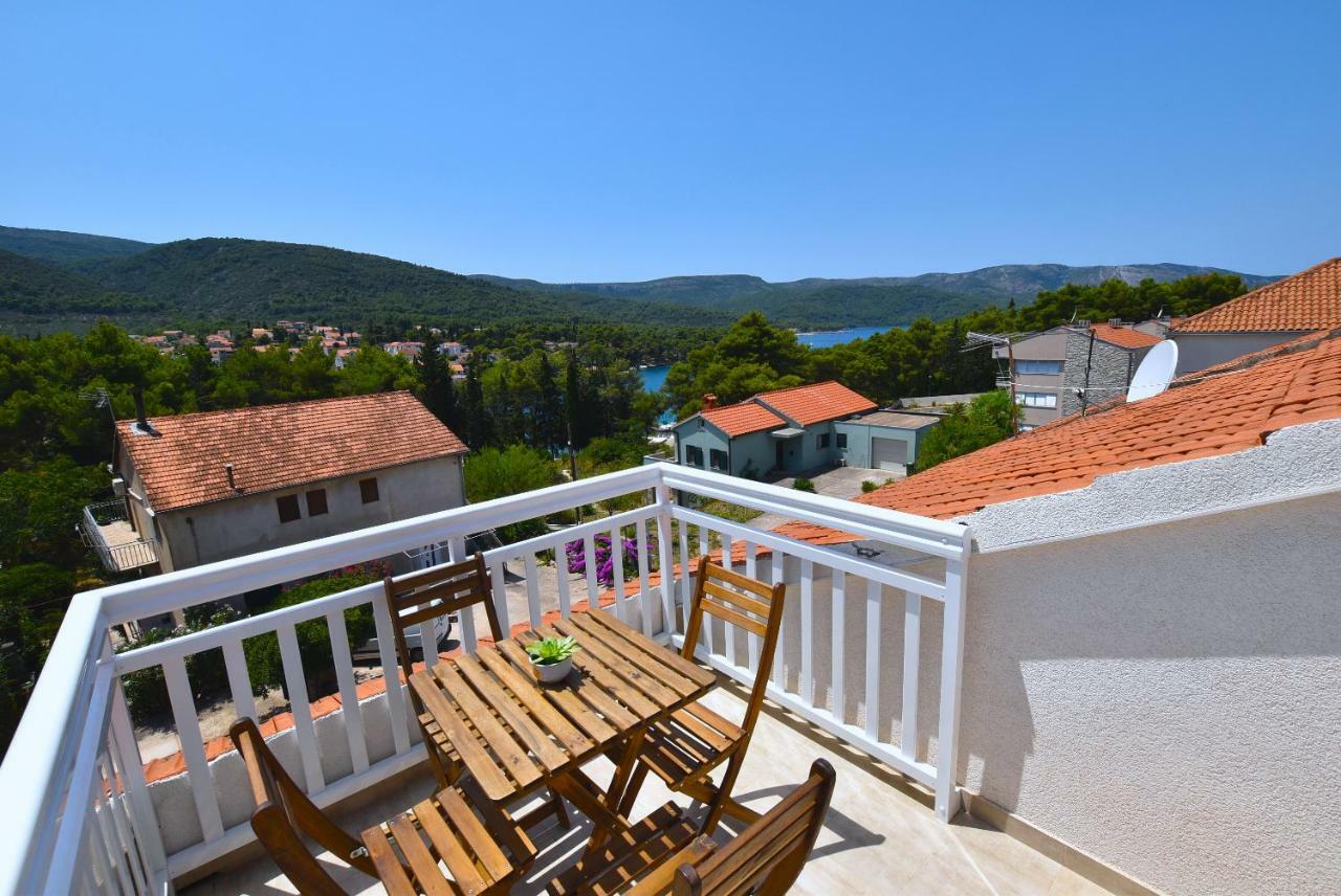 Apartments Sea & Sky Stari Grad  Exterior photo
